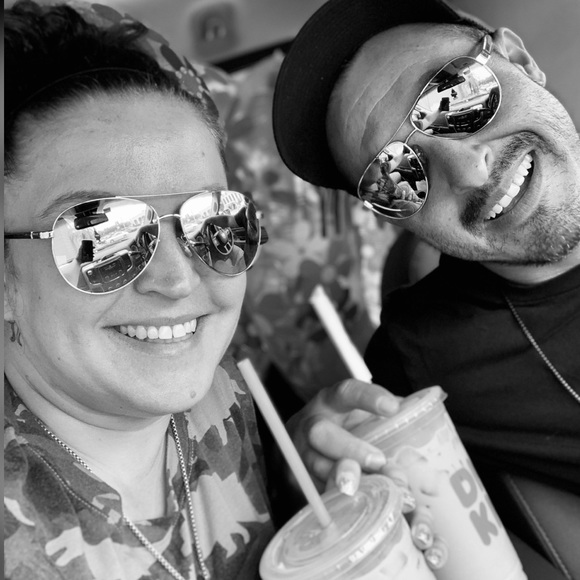 Meet your Posher, Amber - Picture 1 of 1